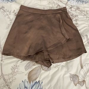 Brown skort